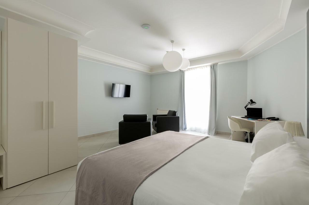 Dioniso'S Luxury Apartments Municipio Naples Extérieur photo